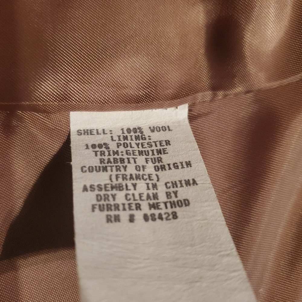 Coat - Picture 3 of 6